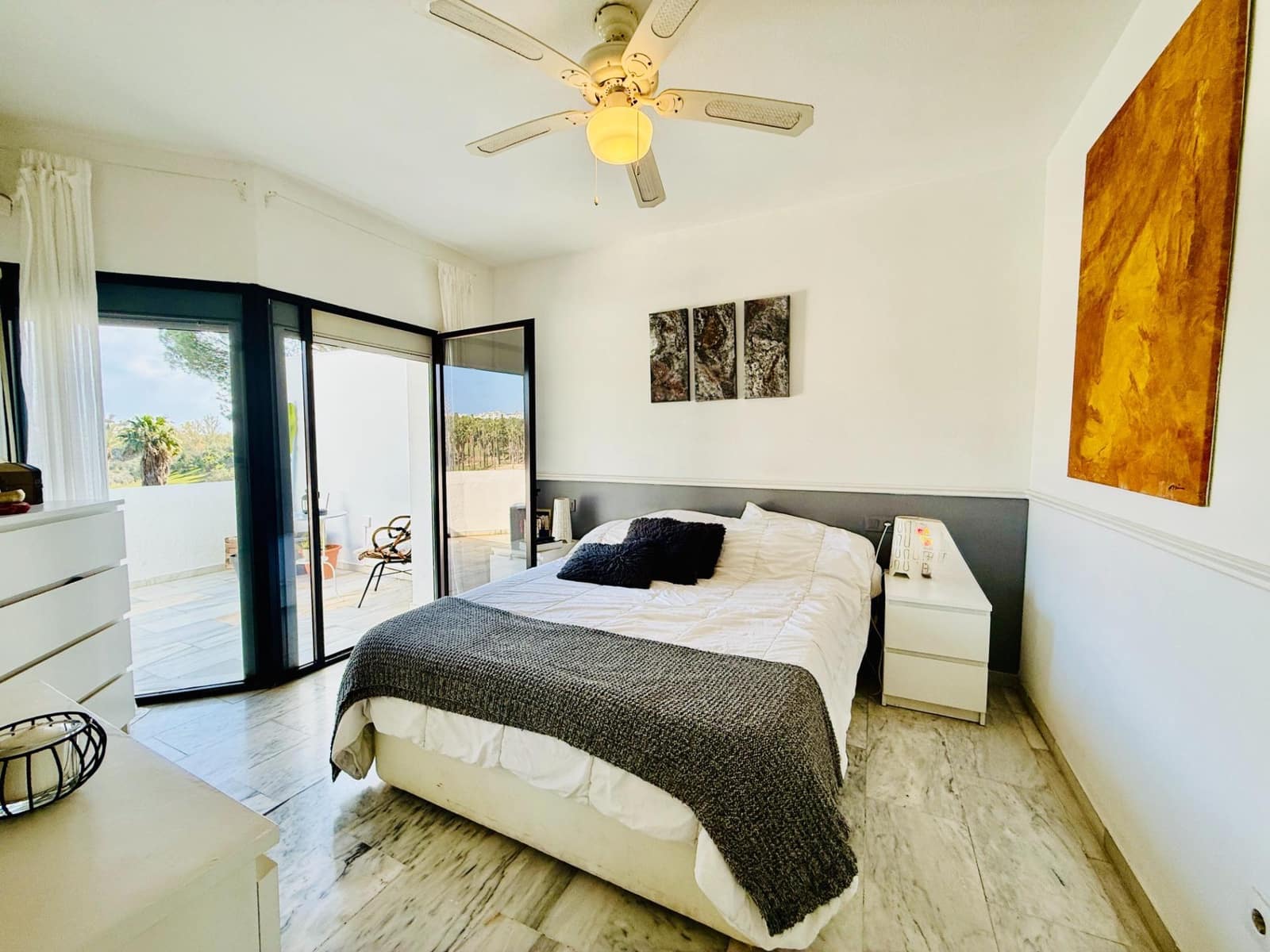 3 Zimmer Reihenhaus zu verkaufen in Torrequebrada mit Pool Garage - 599.000 € (Ref: 10025907)