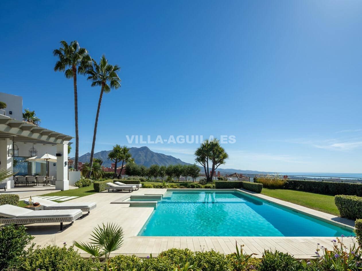 7 soverom Villa til salgs i La Quinta med svømmebasseng garasje - € 10 800 000 (Ref: 10030702)