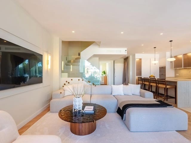 5 sovrum Villa till salu i Marbella med pool garage - 2 345 000 € (Ref: 10033675)