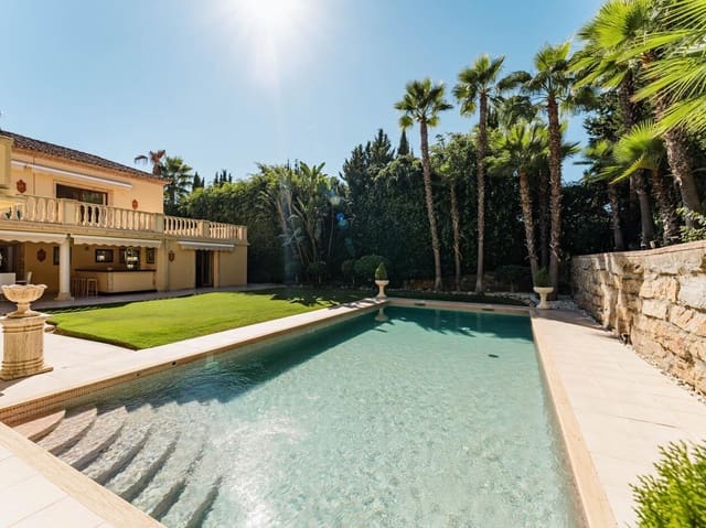 5 bedroom Villa for sale in Marbella with pool garage - € 3,495,000 (Ref: 10033679)