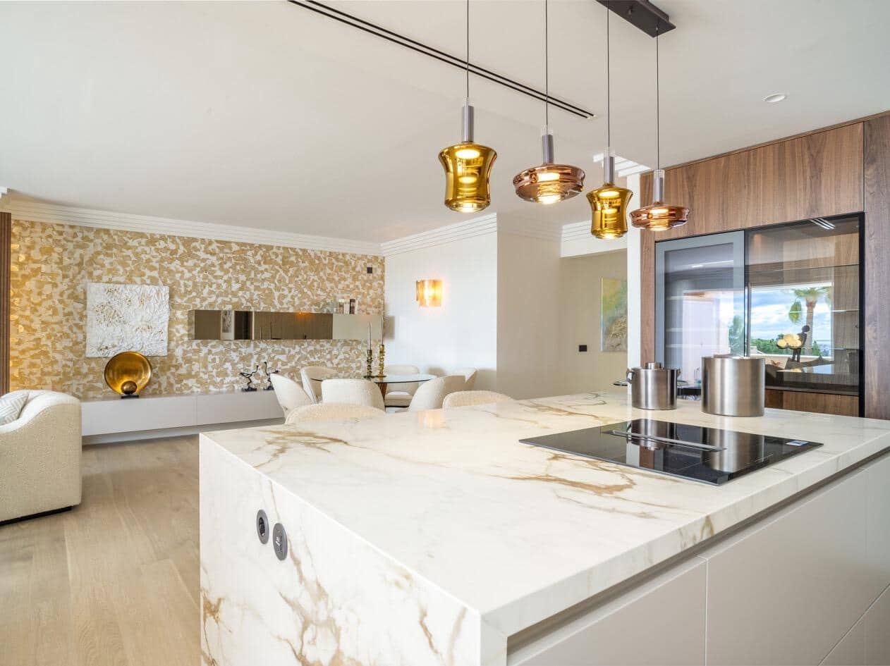 4 soveværelse Lejlighed til salg i Marbella med swimmingpool garage - € 2.495.000 (Ref: 10033681)