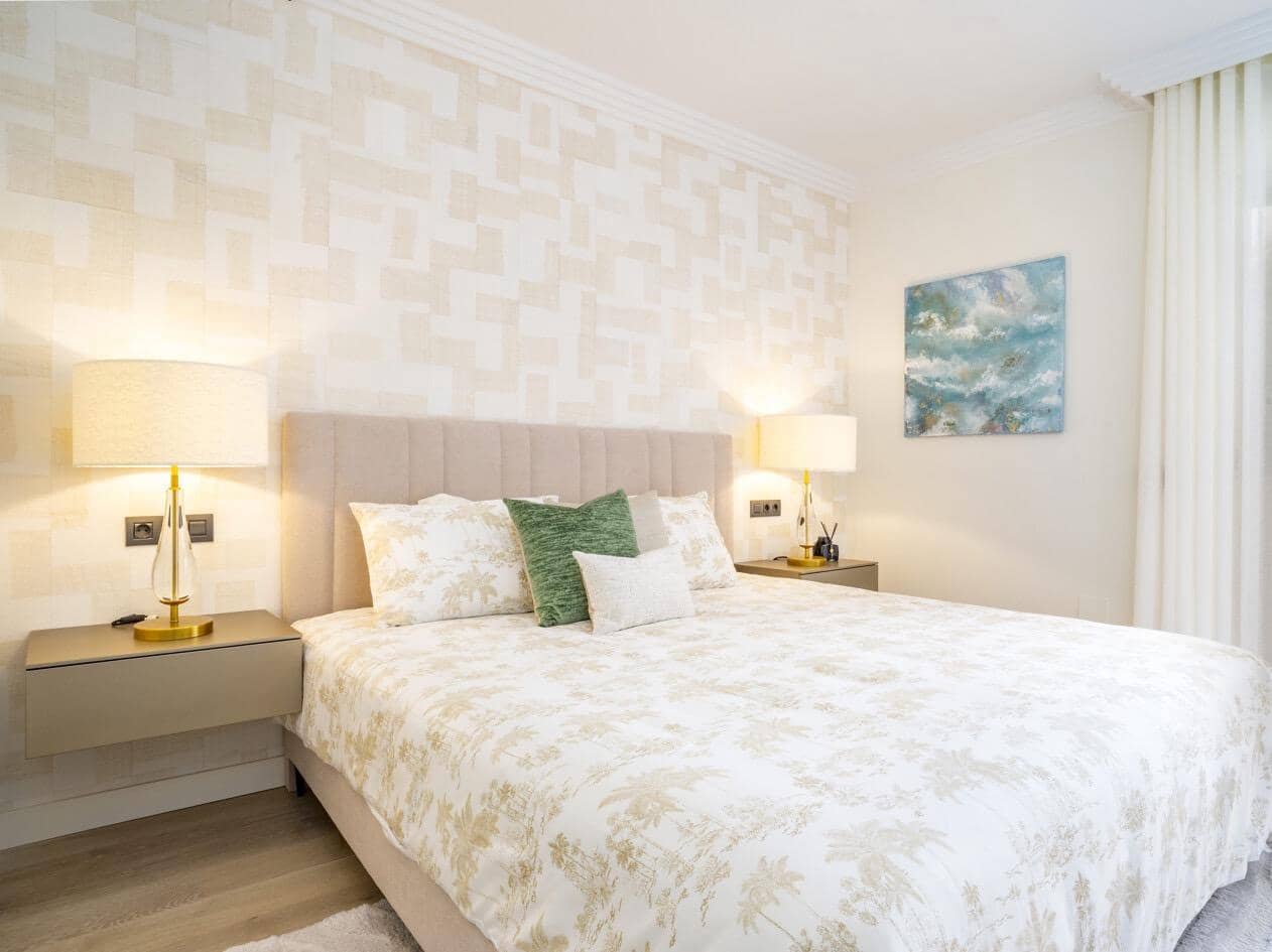 4 soveværelse Lejlighed til salg i Marbella med swimmingpool garage - € 2.495.000 (Ref: 10033681)