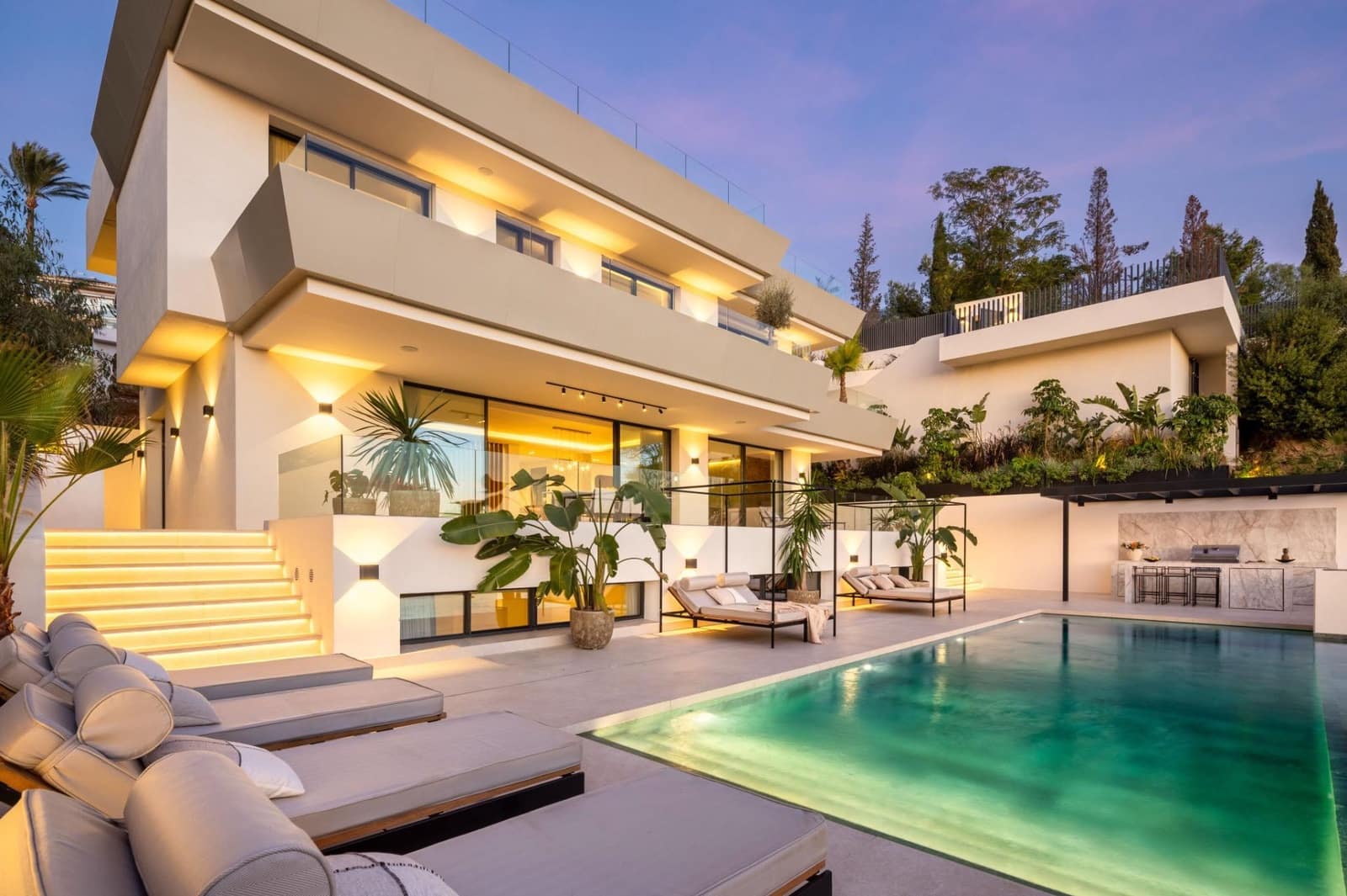 Chalet de 5 habitaciones en Elviria en venta con piscina garaje - 4.750.000 € (Ref: 10033682)
