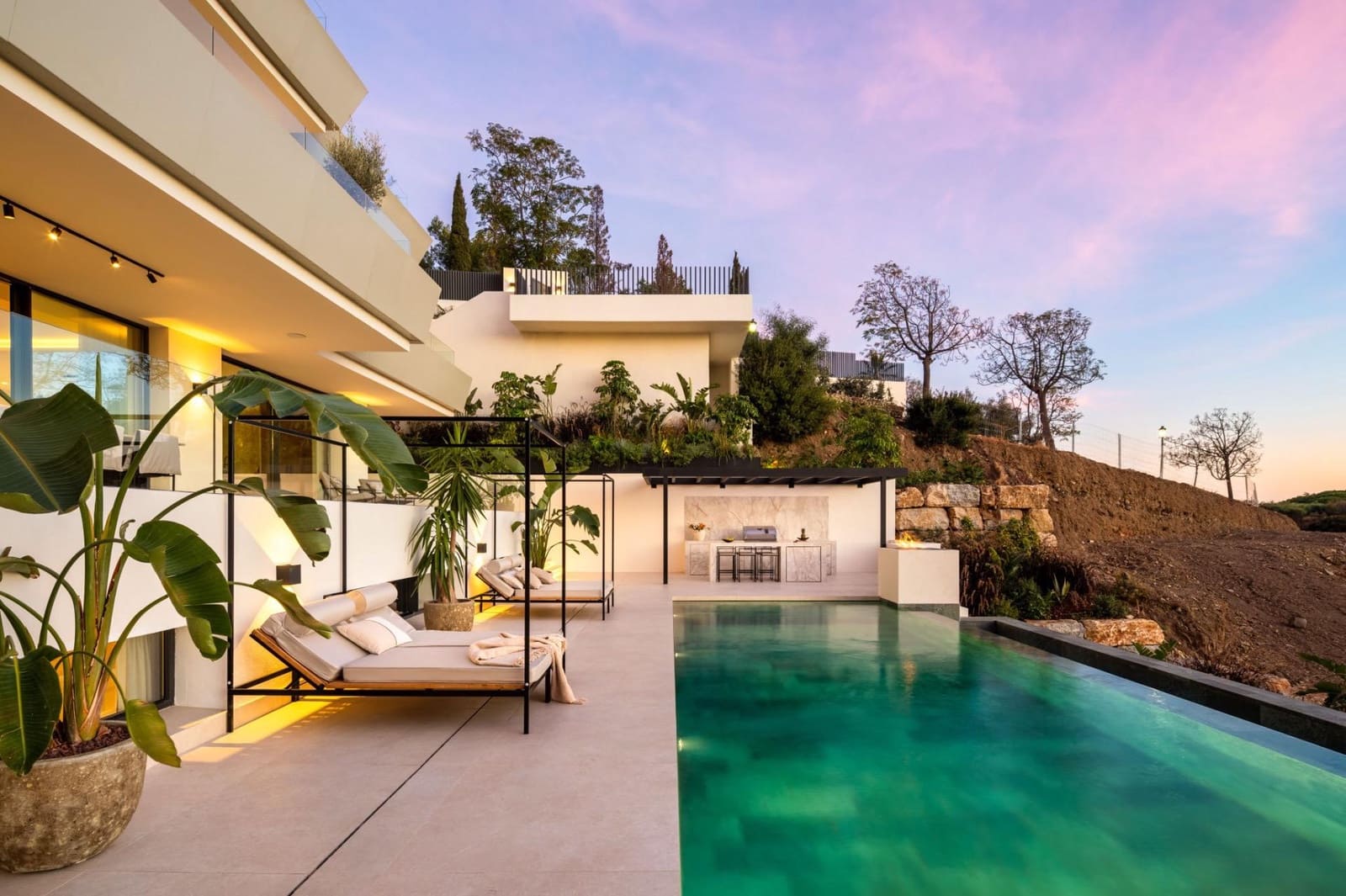 Chalet de 5 habitaciones en Elviria en venta con piscina garaje - 4.750.000 € (Ref: 10033682)