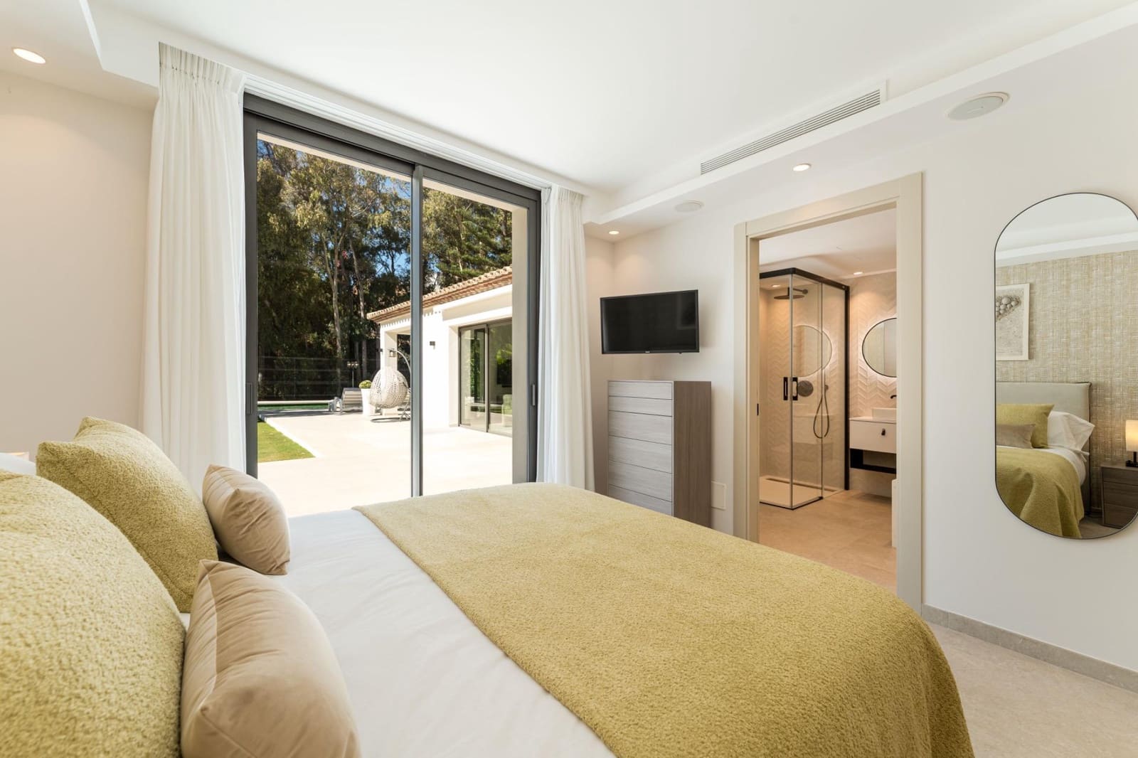 5 camera da letto Villa in vendita in Nueva Andalucia con piscina garage - 4.600.000 € (Rif: 10033683)