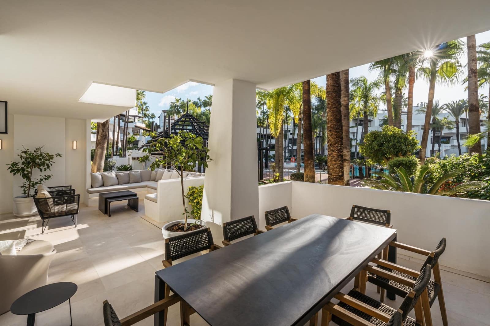 3 bedroom Apartment for sale in Marbella with pool garage - € 4,650,000 (Ref: 10033684)