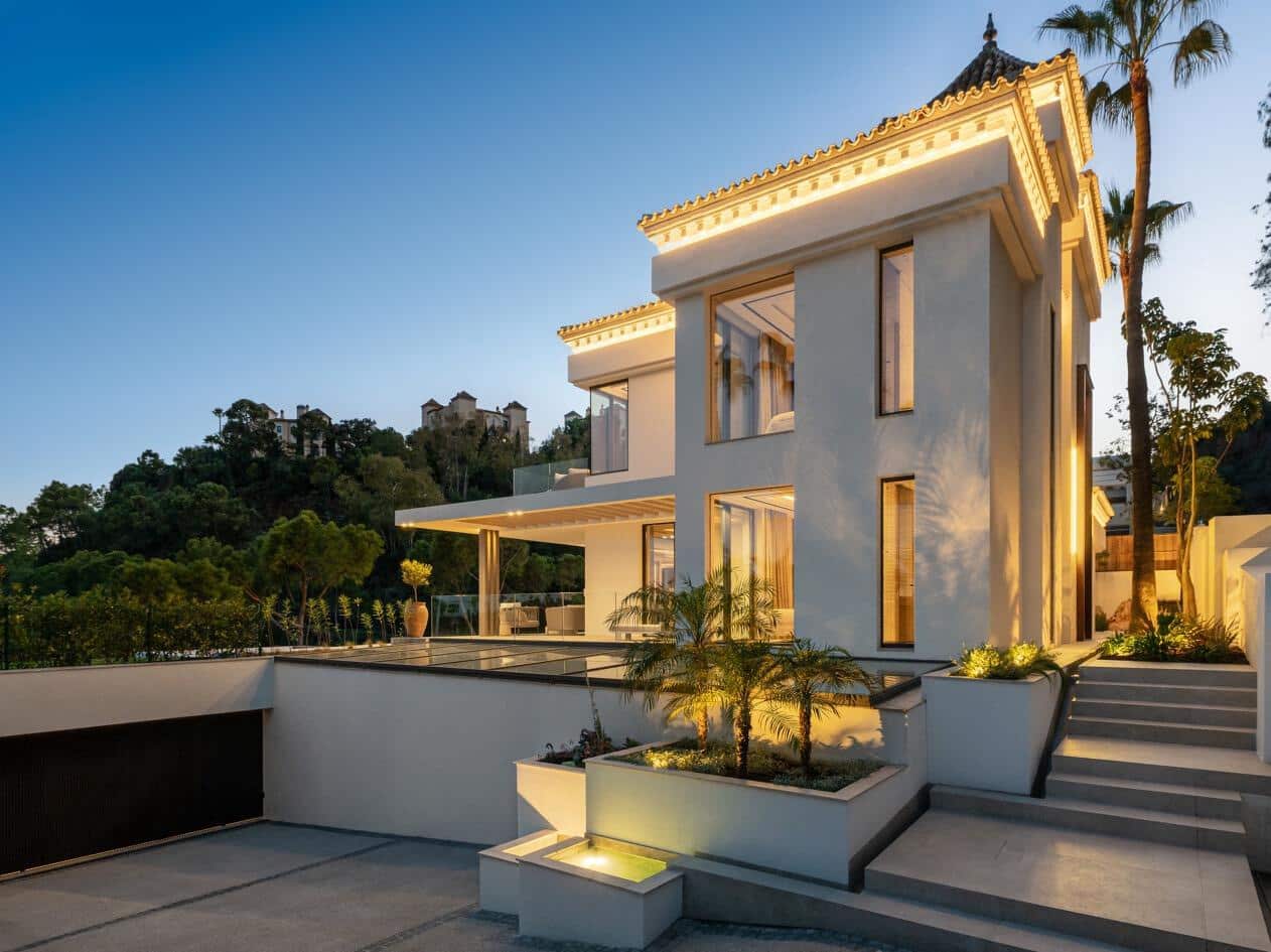 6 soveværelse Villa til salg i La Quinta med swimmingpool garage - € 6.995.000 (Ref: 10033686)