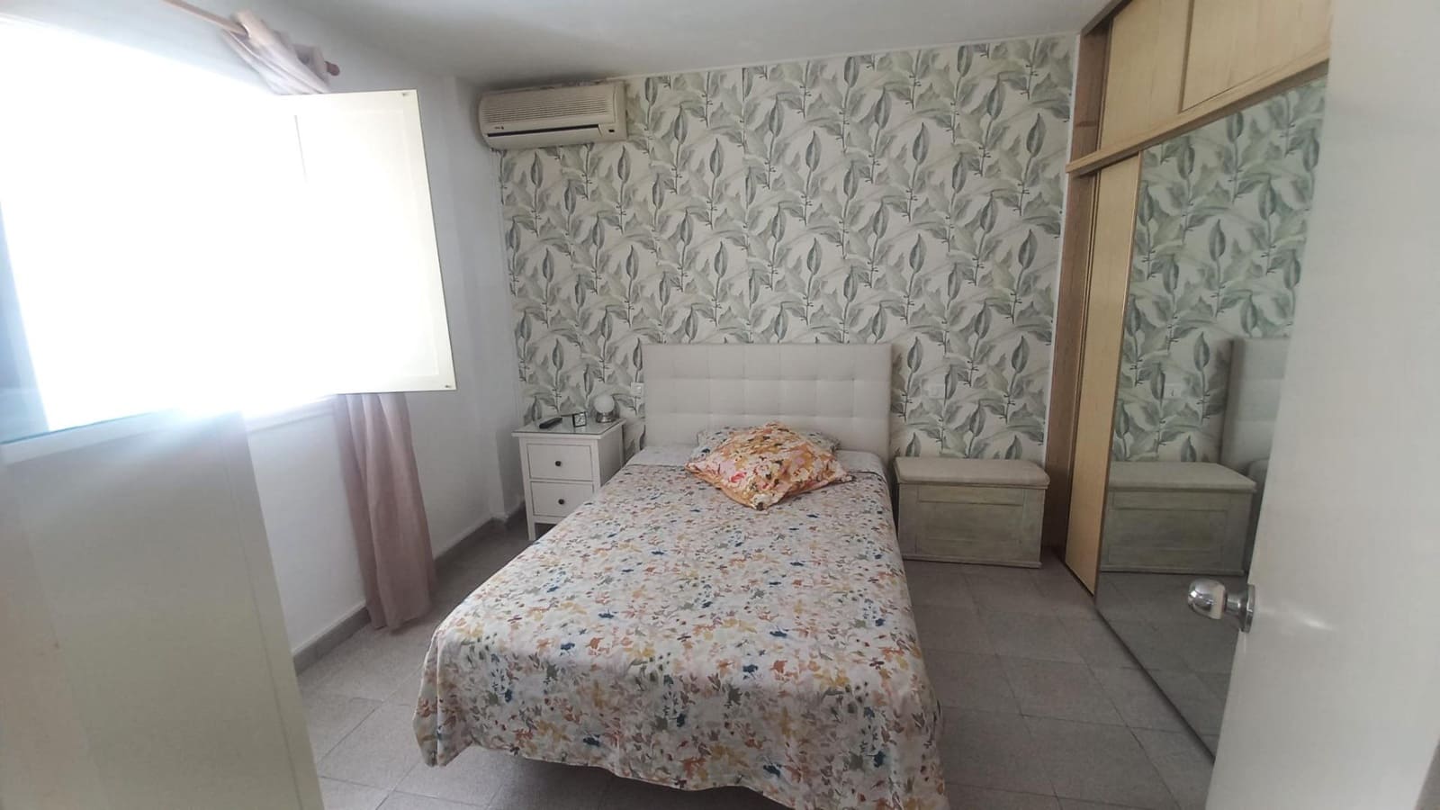 2 bedroom Apartment for rent in Torremolinos with pool - € 900 (Ref: 10047511)