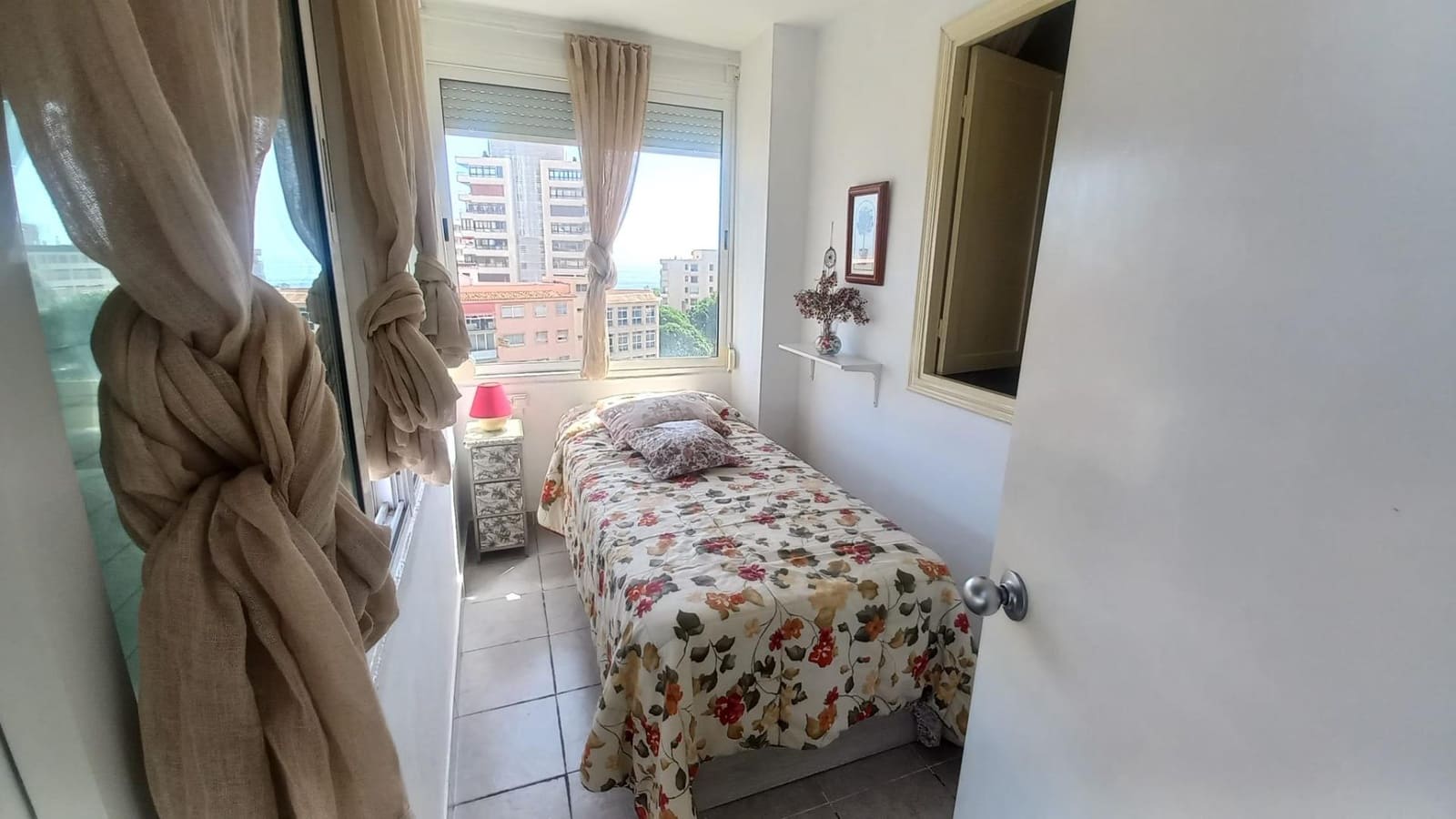 2 bedroom Apartment for rent in Torremolinos with pool - € 900 (Ref: 10047511)