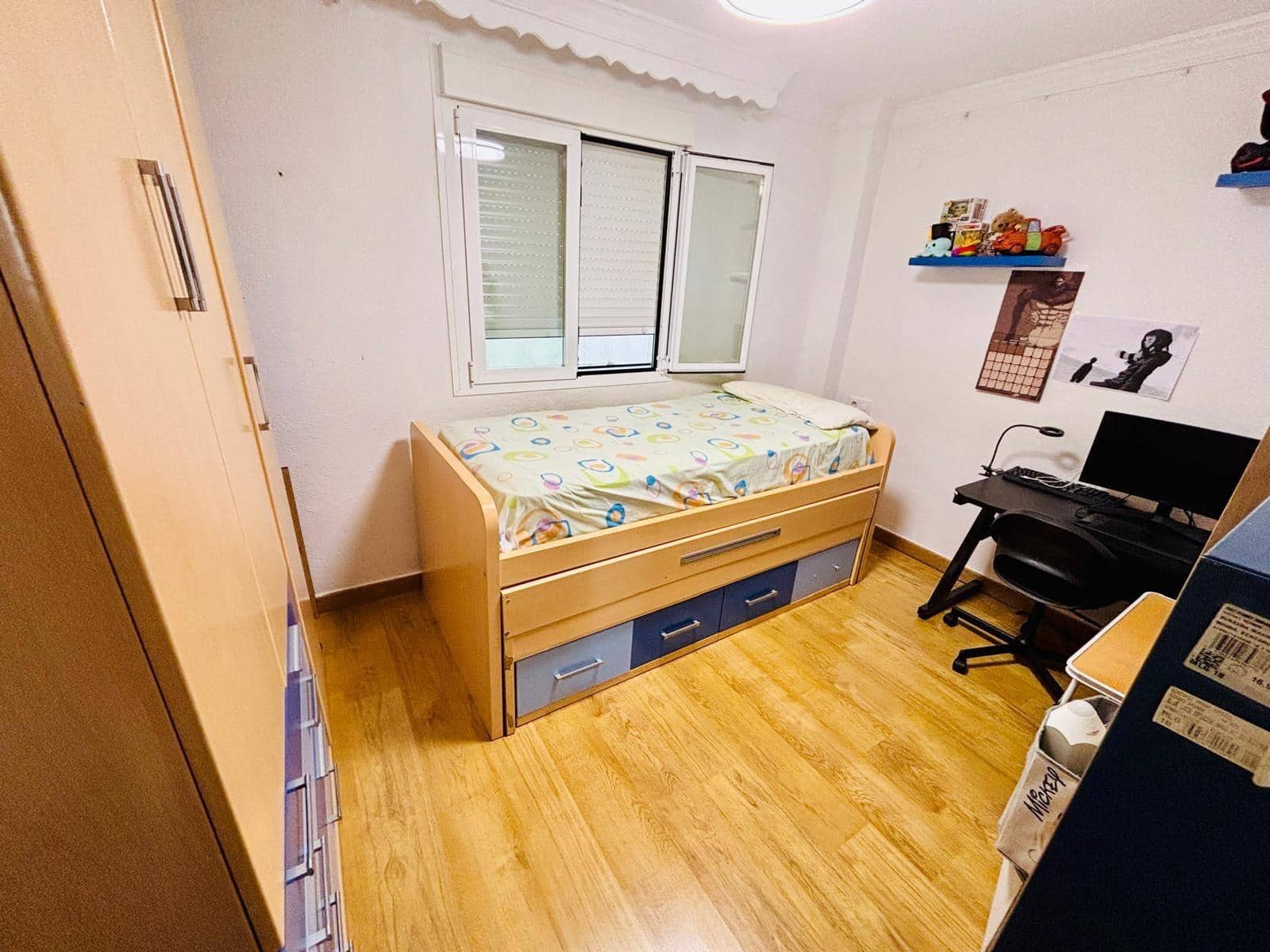 3 sovrum Lägenhet till salu i Malaga stad med pool garage - 470 000 € (Ref: 10148942)