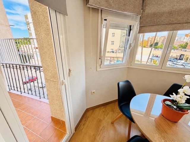 3 sovrum Lägenhet till salu i Carretera de Cadiz, Málaga stad med pool garage - 470 000 € (Ref: 10148942)