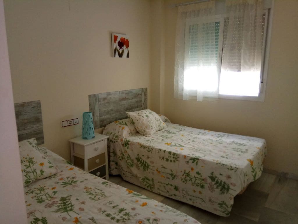 2 bedroom Apartment for rent in Torremolinos with pool garage - € 1,100 (Ref: 3745350)
