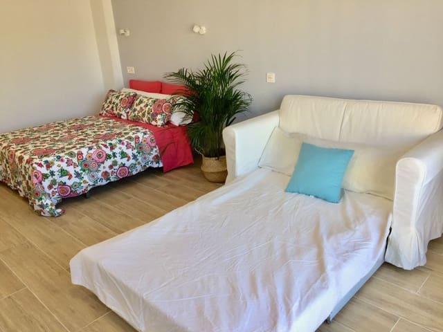 Studio til leje i Torremolinos - € 800 (Ref: 6587980)