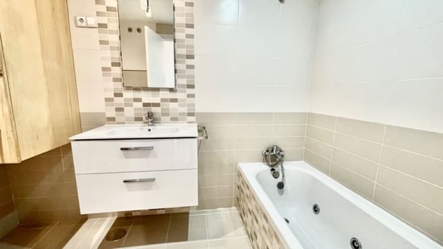 3 camera da letto Appartamento da affittare in Benalmadena Costa, Benalmádena con piscina garage - 1.900 € (Rif: 7148219)