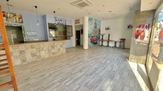 Kommersiell til salgs i Arroyo de la Miel, Benalmádena - € 275 000 (Ref: 7415825)