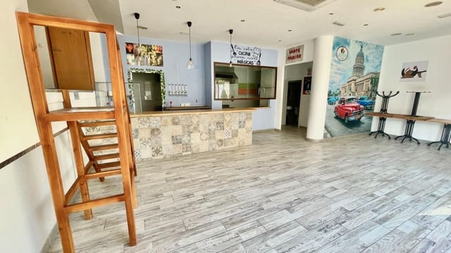 Kommersiell til salgs i Arroyo de la Miel, Benalmádena - € 275 000 (Ref: 7415825)