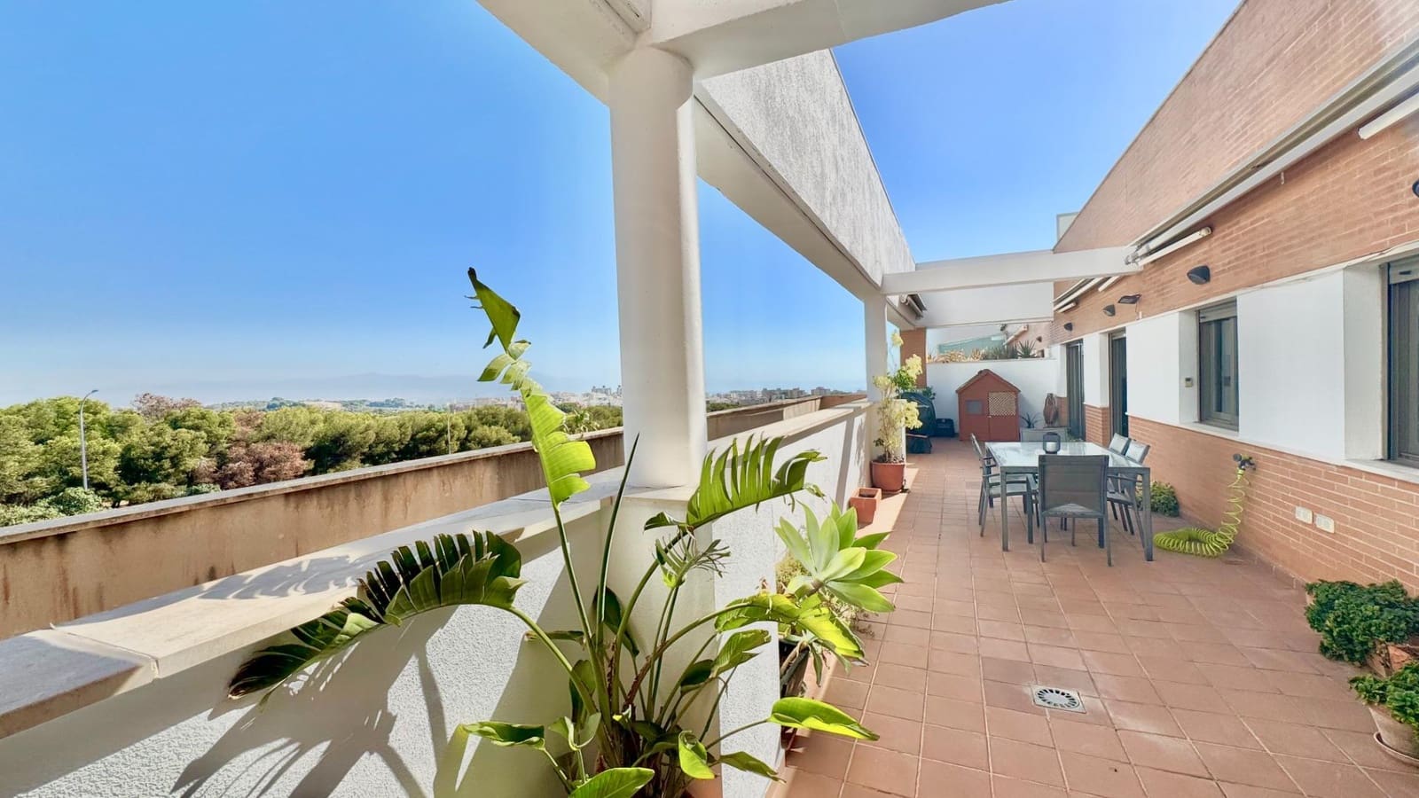 4 bedroom Penthouse for sale in Torremolinos with pool garage - € 630,000 (Ref: 8177309)