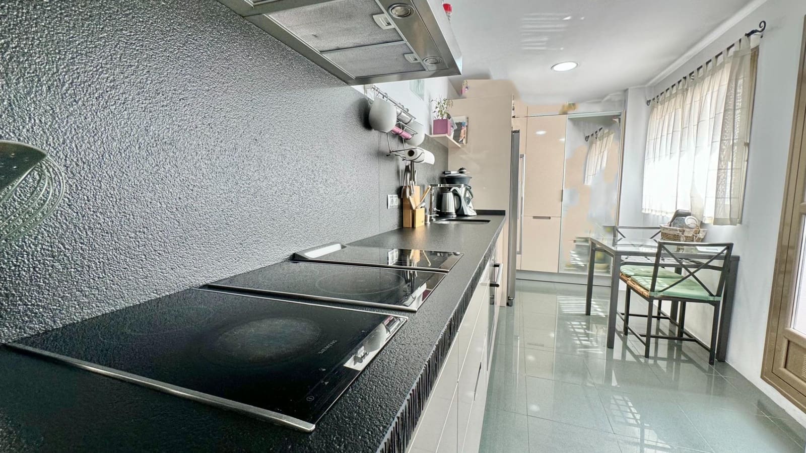 4 bedroom Penthouse for sale in Torremolinos with pool garage - € 630,000 (Ref: 8177309)