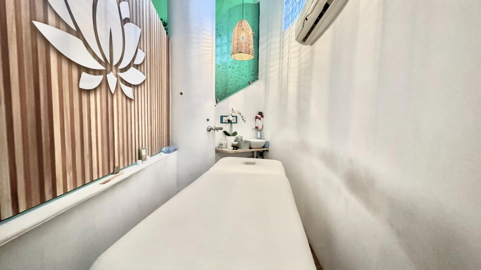 Virksomhed til salg i Nerja - € 550.000 (Ref: 8292401)