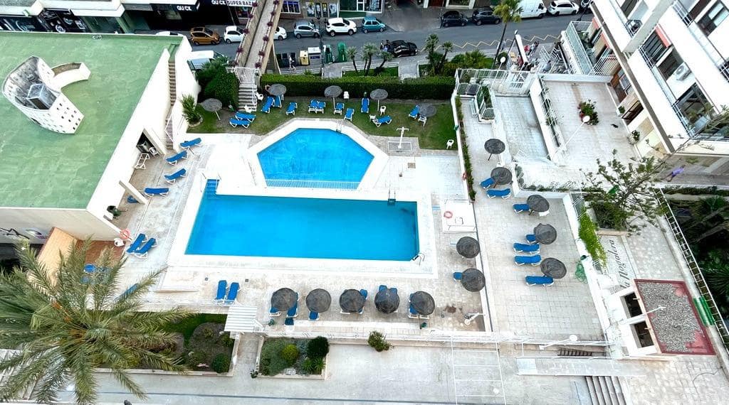 Studio te koop in Torremolinos met zwembad - € 260.000 (Ref: 8409814)