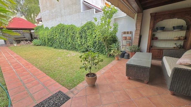 6 soverom Villa til salgs i Torremolinos med svømmebasseng - € 1 064 500 (Ref: 8417821)