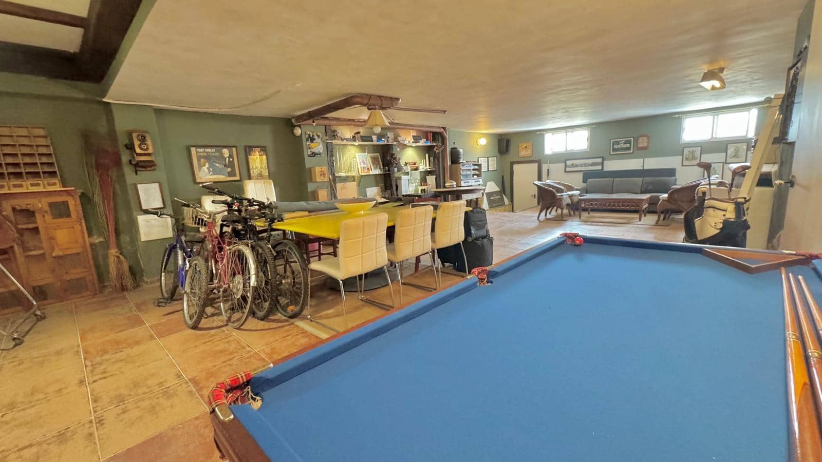 6 bedroom Villa for sale in Torremolinos with pool - € 1,064,500 (Ref: 8417821)