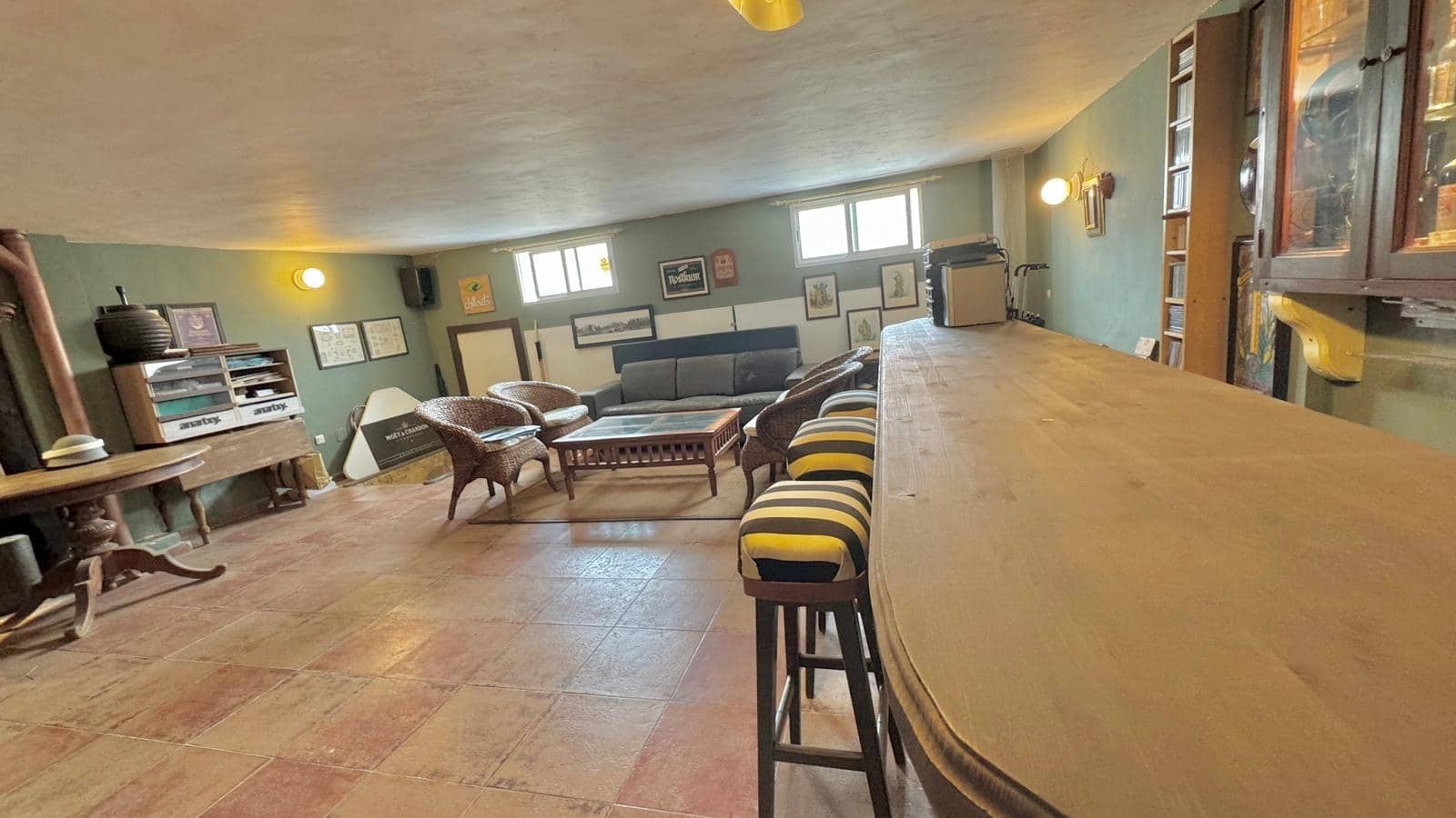 6 bedroom Villa for sale in Torremolinos with pool - € 1,064,500 (Ref: 8417821)