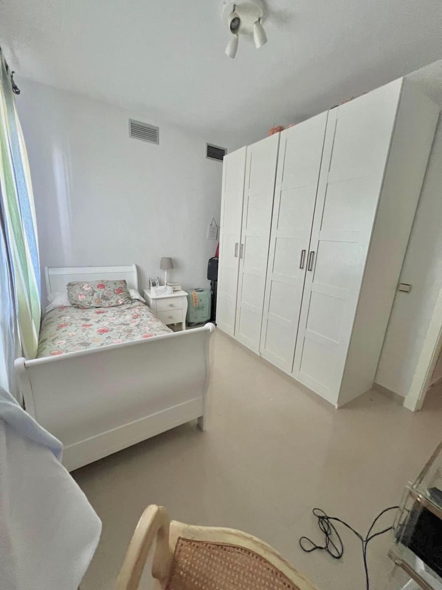 5 sypialnia Willa na sprzedaż w Espartinas z basenem garażem - 390 000 € (Ref: 8612749)