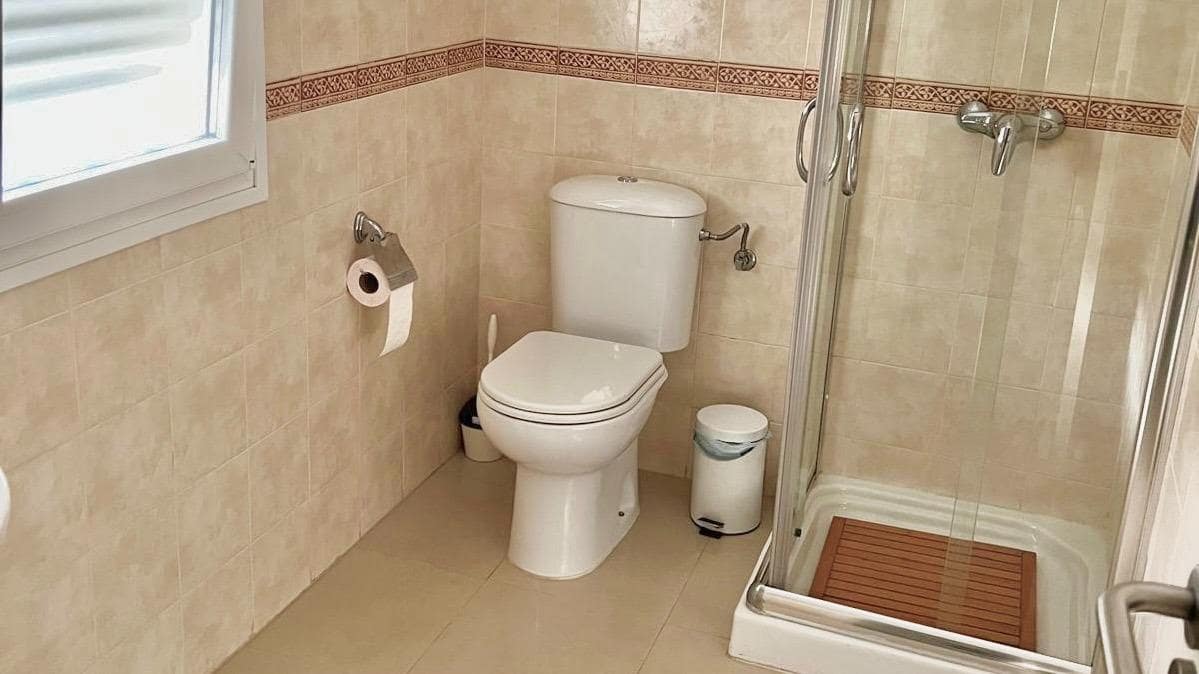 5 sypialnia Willa na sprzedaż w Espartinas z basenem garażem - 390 000 € (Ref: 8612749)