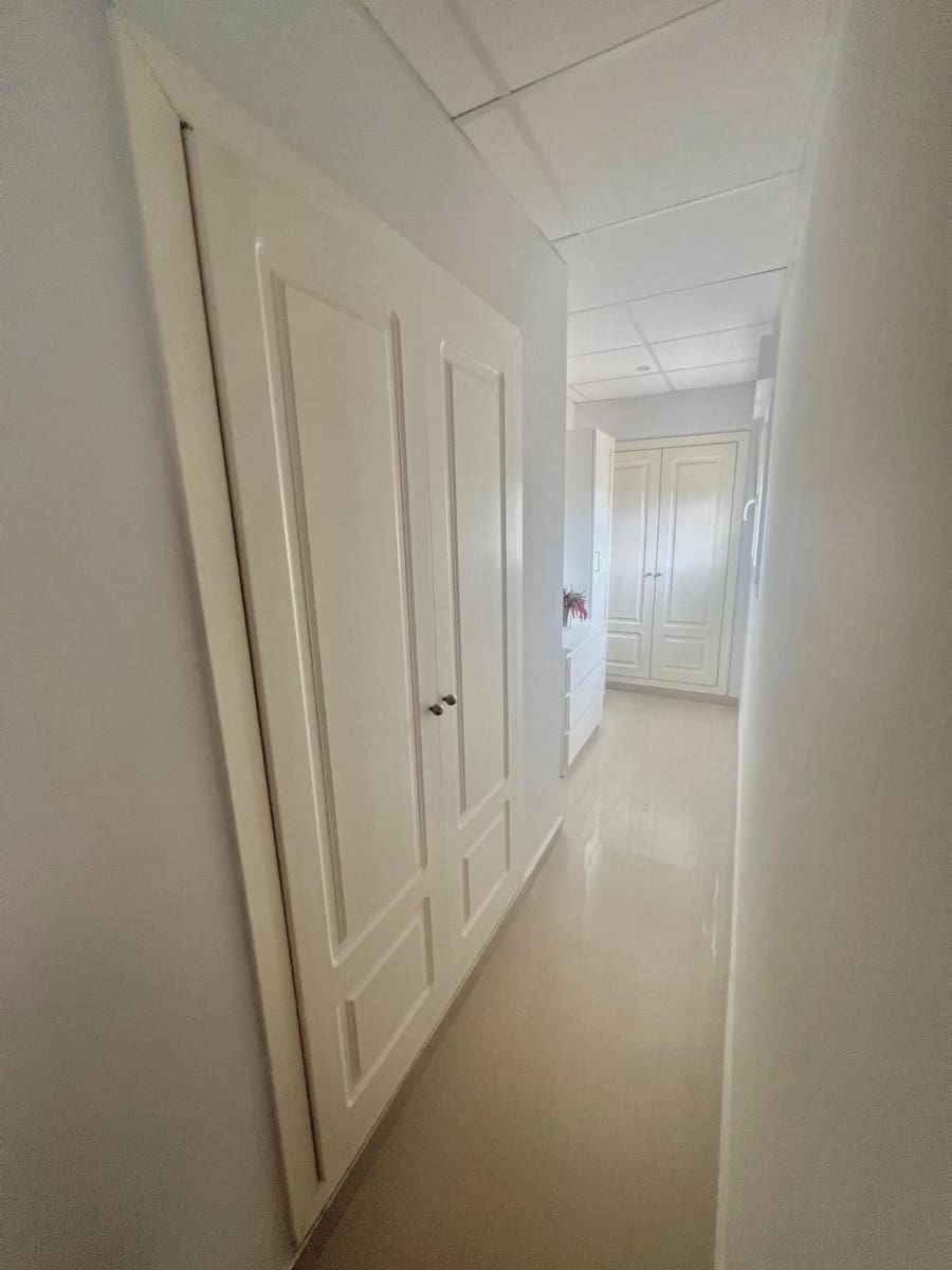 5 sypialnia Willa na sprzedaż w Espartinas z basenem garażem - 390 000 € (Ref: 8612749)