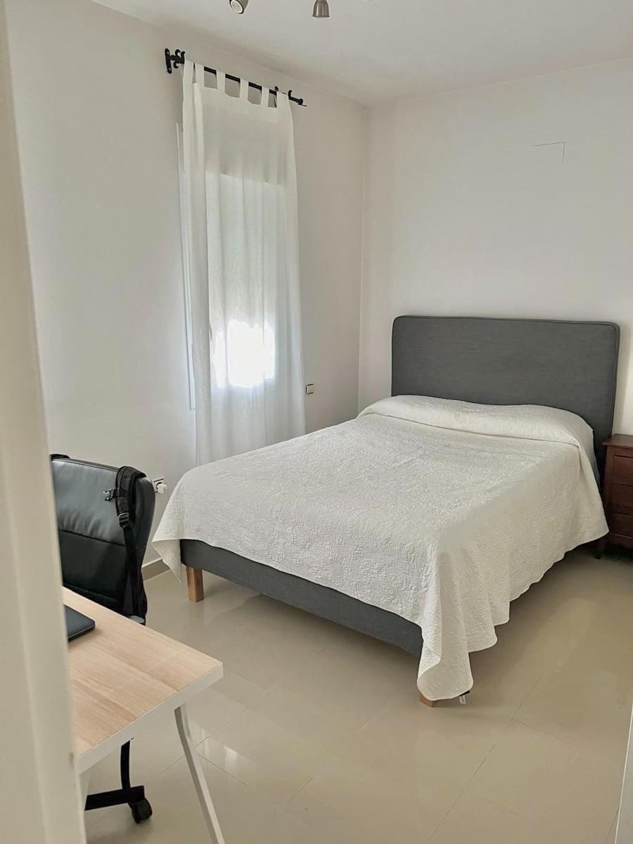 5 sypialnia Willa na sprzedaż w Espartinas z basenem garażem - 390 000 € (Ref: 8612749)