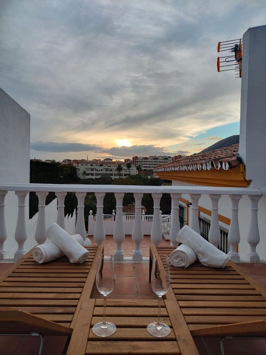 7 bedroom Villa for sale in Benalmadena with pool garage - € 1,980,000 (Ref: 8636714)