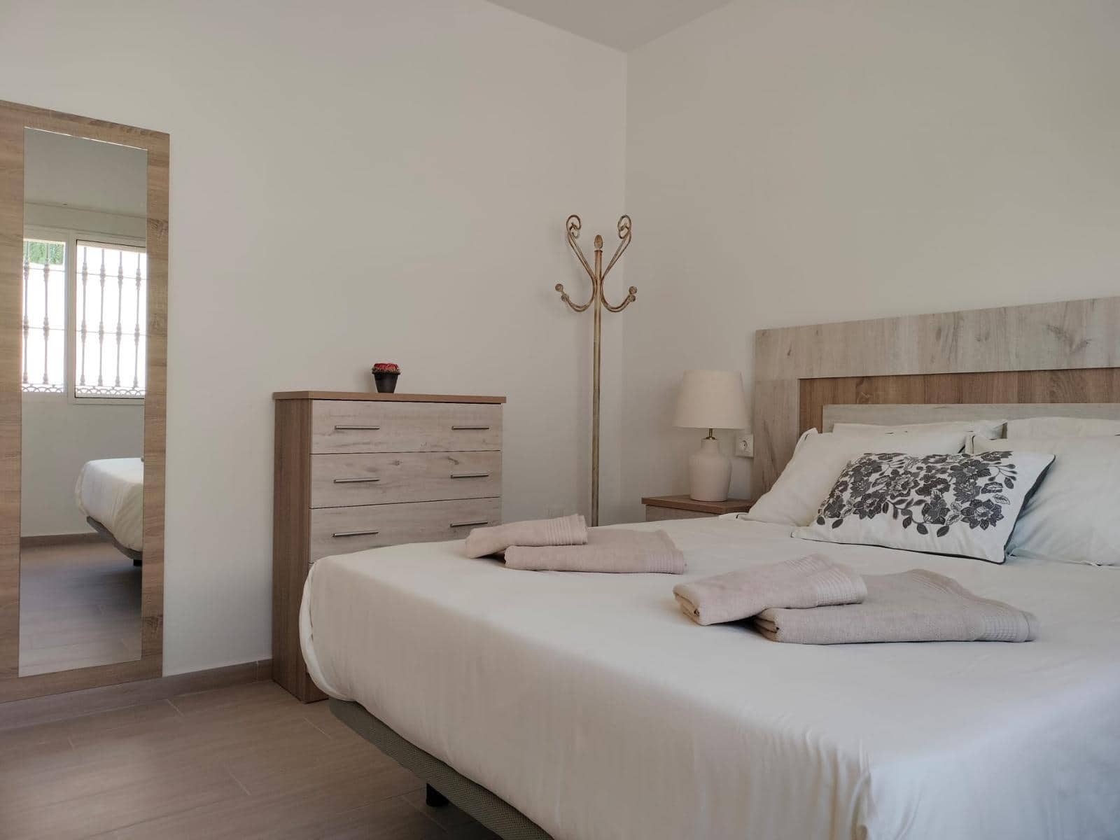 7 bedroom Villa for sale in Benalmadena with pool garage - € 1,980,000 (Ref: 8636714)