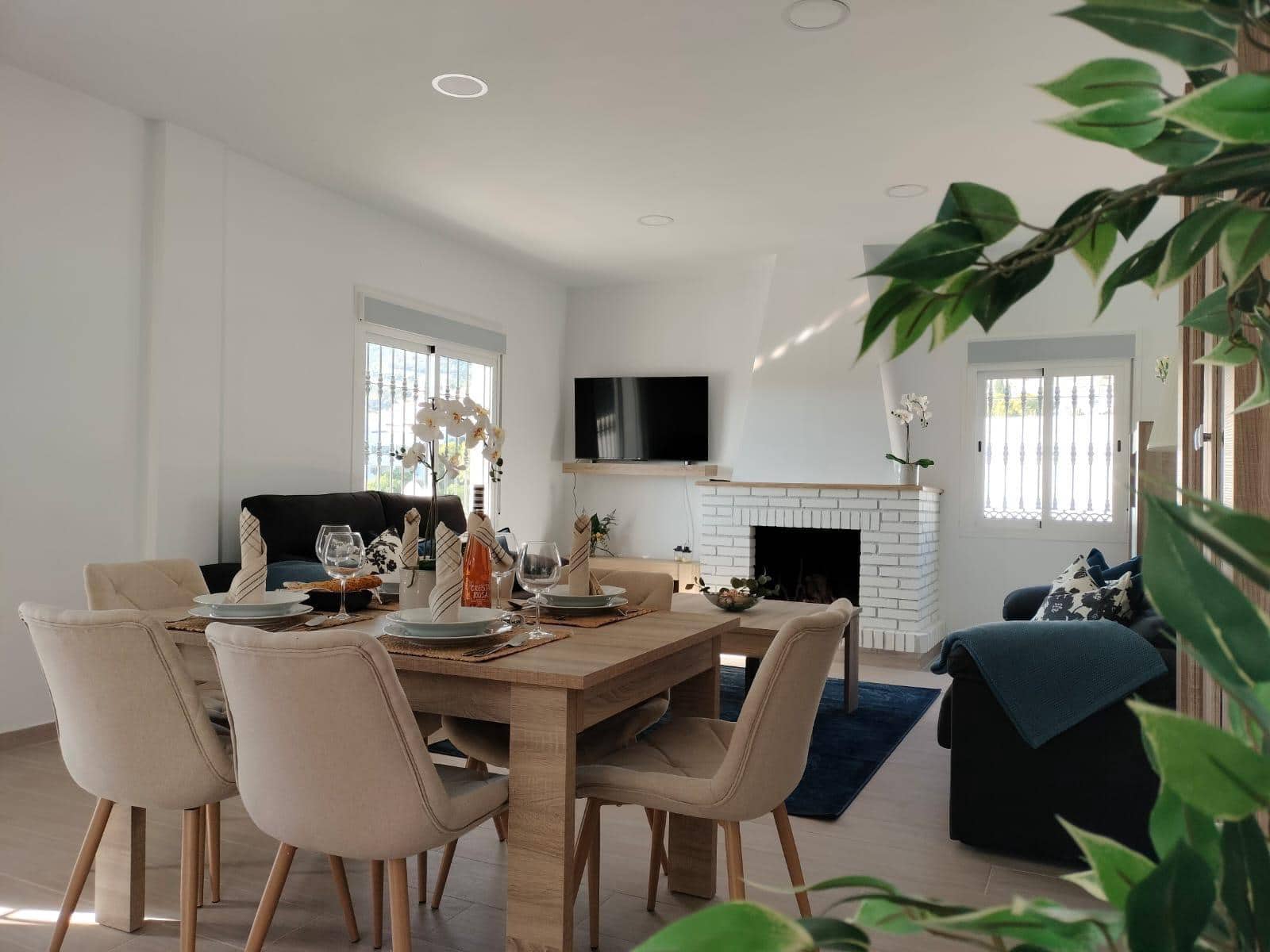 7 bedroom Villa for sale in Benalmadena with pool garage - € 1,980,000 (Ref: 8636714)