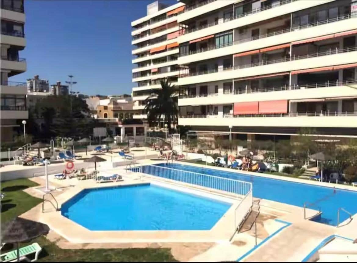 2 Zimmer Apartment zu verkaufen in Torremolinos mit Pool - 299.000 € (Ref: 8692698)