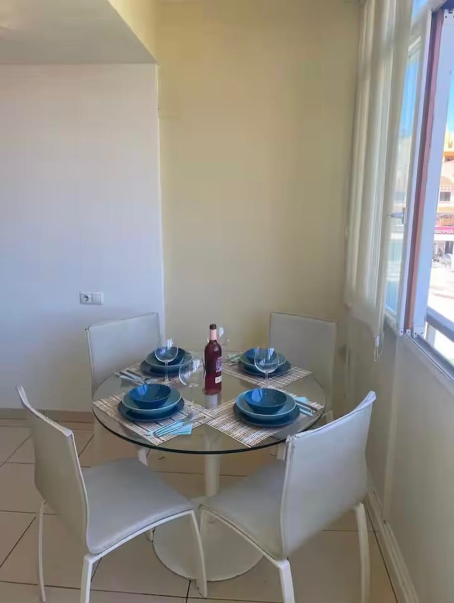 2 Zimmer Apartment zu verkaufen in Torremolinos mit Pool - 299.000 € (Ref: 8692698)