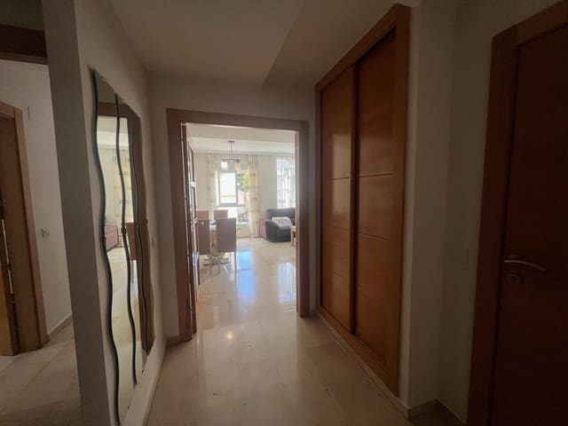 Piso de 2 habitaciones en Torremolinos en venta con garaje - 294.000 € (Ref: 8911252)