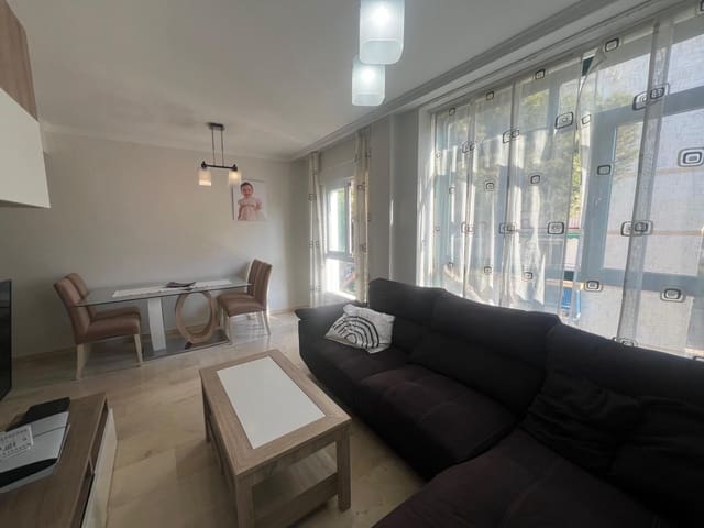 Piso de 2 habitaciones en Torremolinos en venta con garaje - 294.000 € (Ref: 8911252)