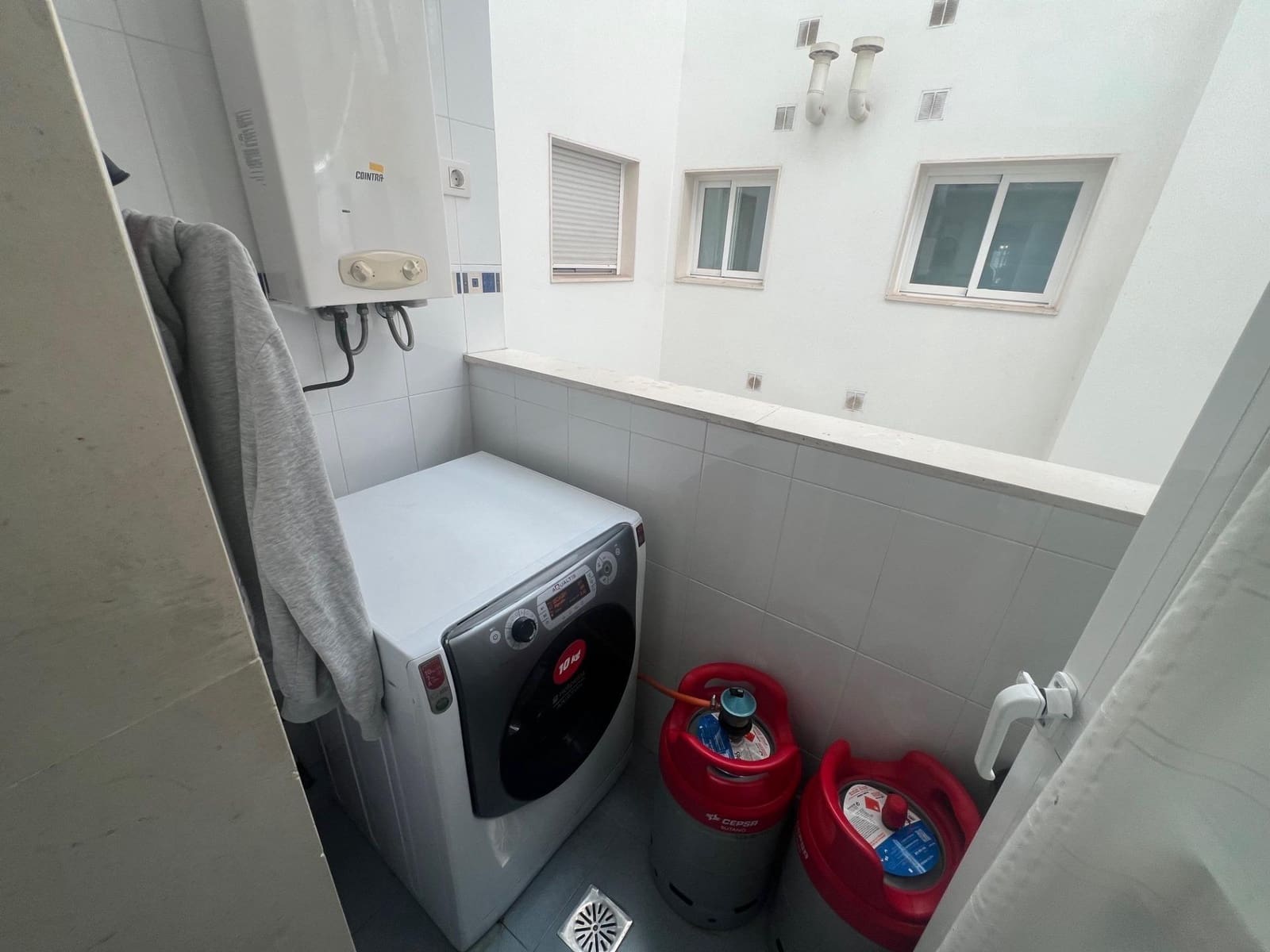 Piso de 2 habitaciones en Torremolinos en venta con garaje - 294.000 € (Ref: 8911252)