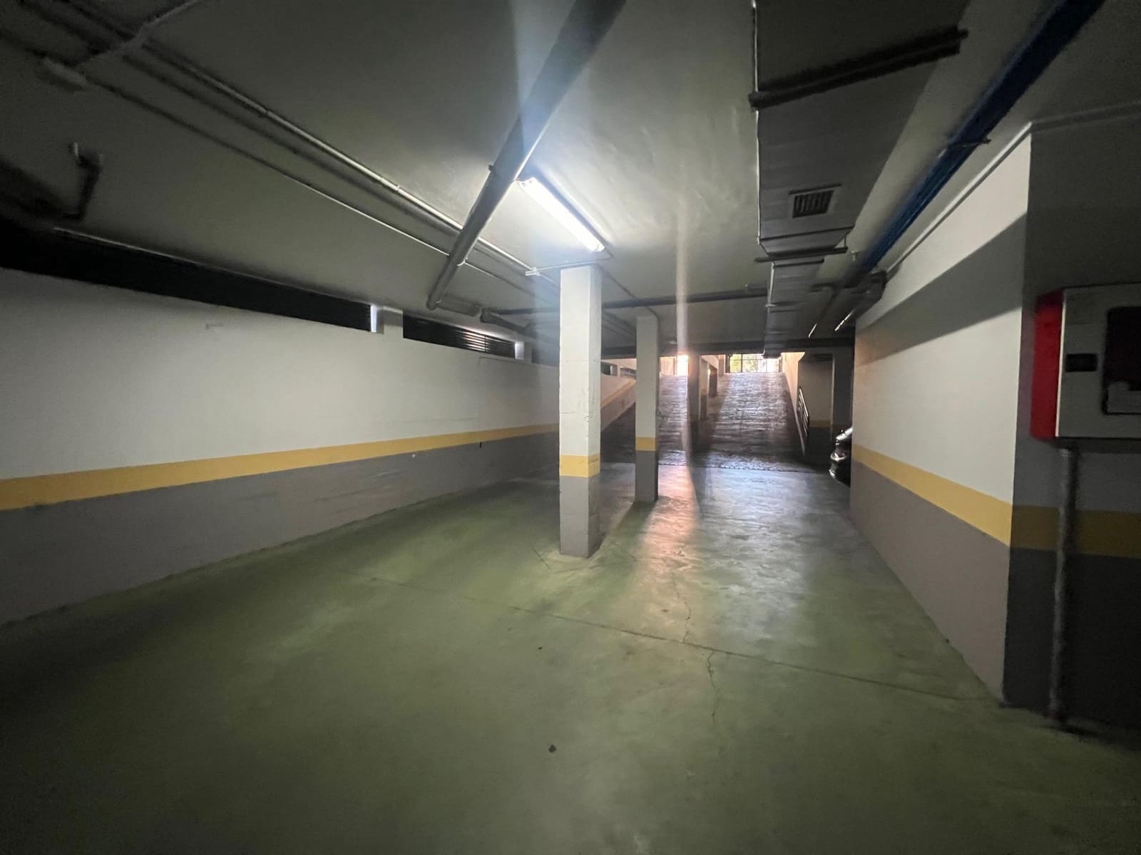 Piso de 2 habitaciones en Torremolinos en venta con garaje - 294.000 € (Ref: 8911252)