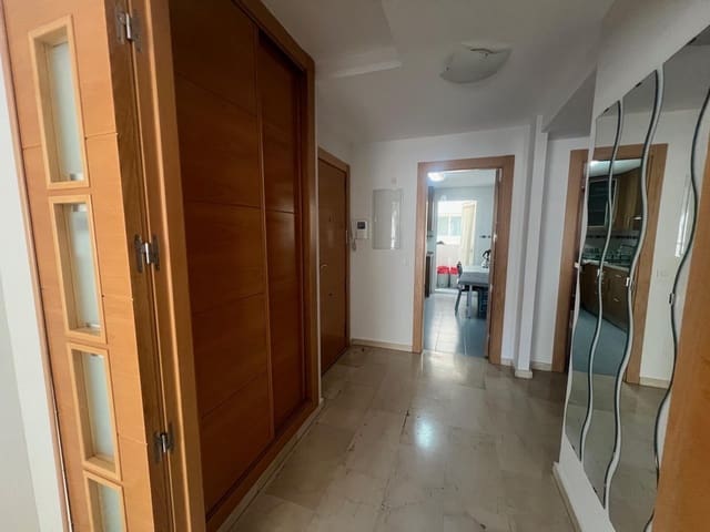 Piso de 2 habitaciones en Torremolinos en venta con garaje - 294.000 € (Ref: 8911252)