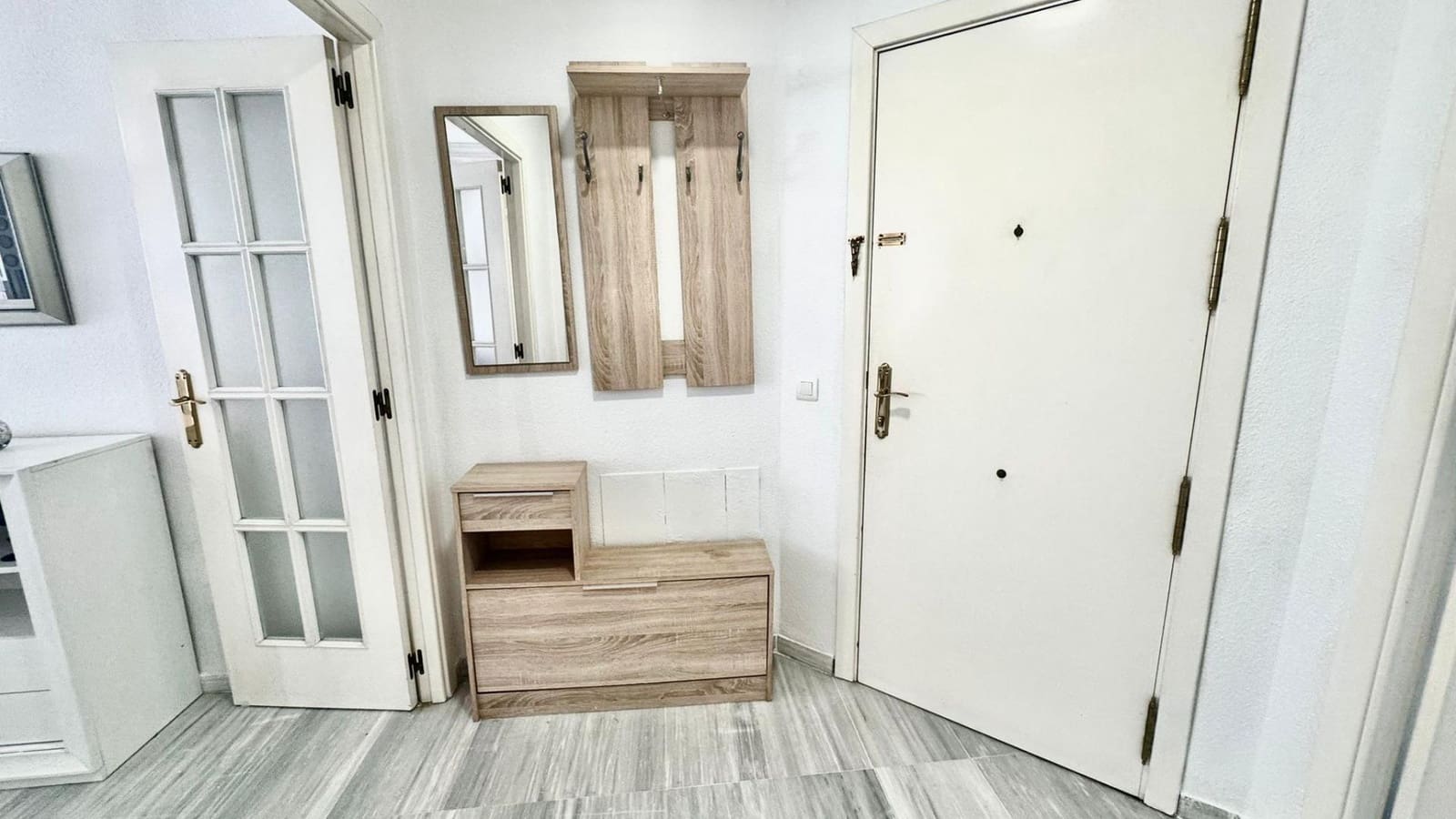 Piso de 2 habitaciones en Torremolinos en venta con garaje - 363.000 € (Ref: 8950589)