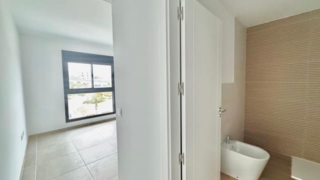 2 bedroom Apartment for rent in Torremolinos with pool garage - € 1,900 (Ref: 8985827)