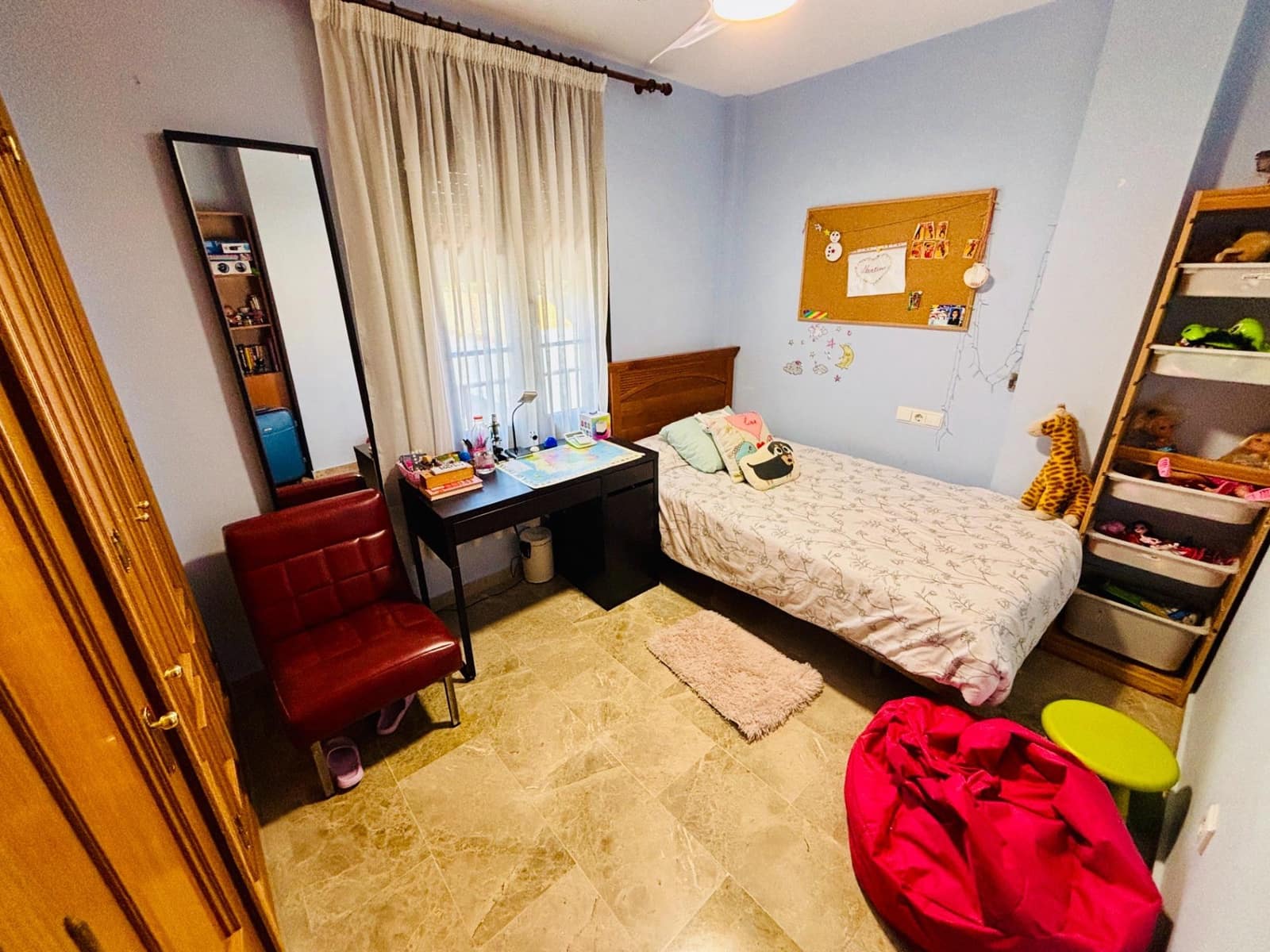 6 soverom Rekkehus til salgs i Malaga by med svømmebasseng - € 677 000 (Ref: 8985829)