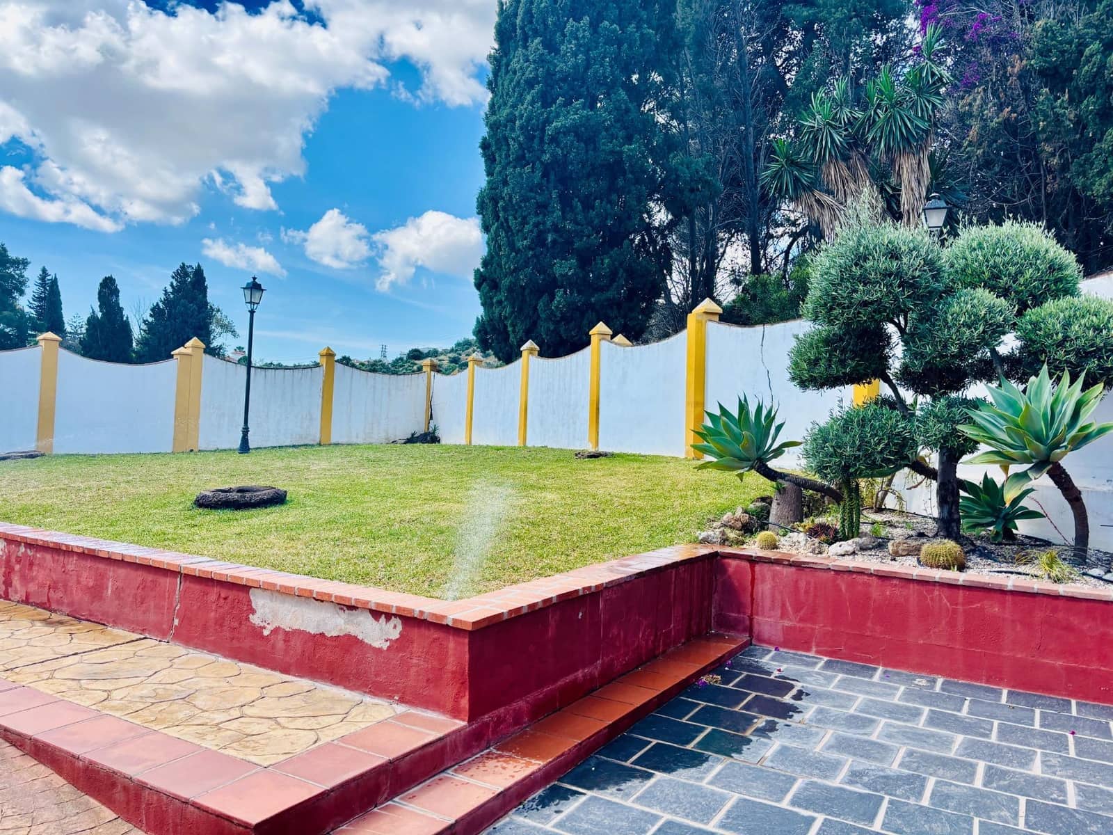 6 soverom Rekkehus til salgs i Malaga by med svømmebasseng - € 677 000 (Ref: 8985829)