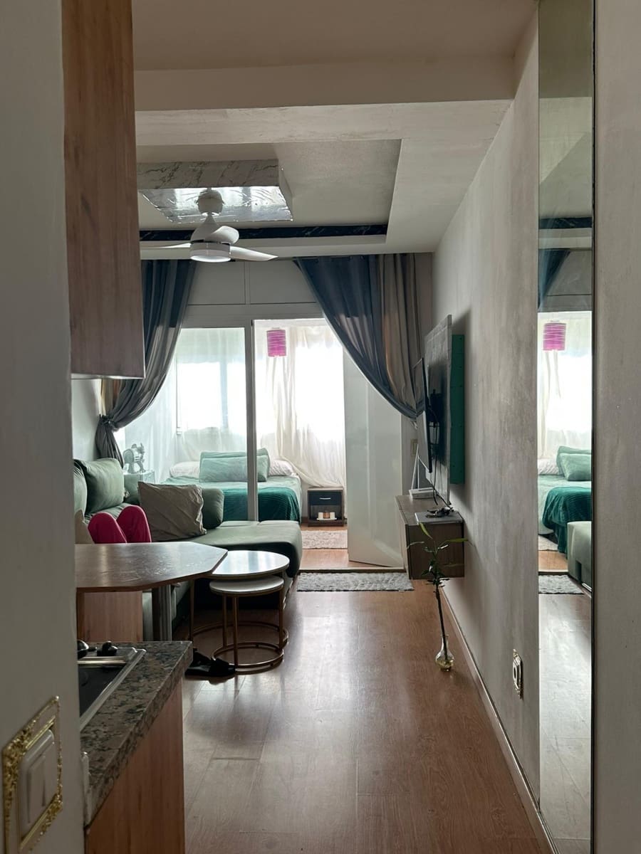 Studio til salgs i Torremolinos med svømmebasseng - € 185 000 (Ref: 9005263)