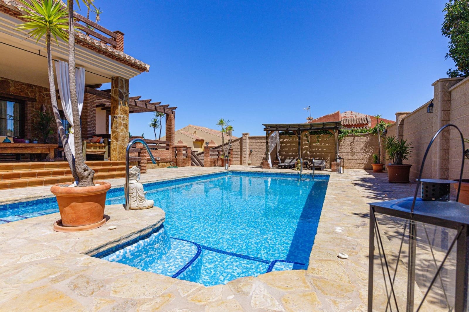 5 soverom Villa til salgs i Alhaurin de la Torre med svømmebasseng - € 1 995 000 (Ref: 9034748)