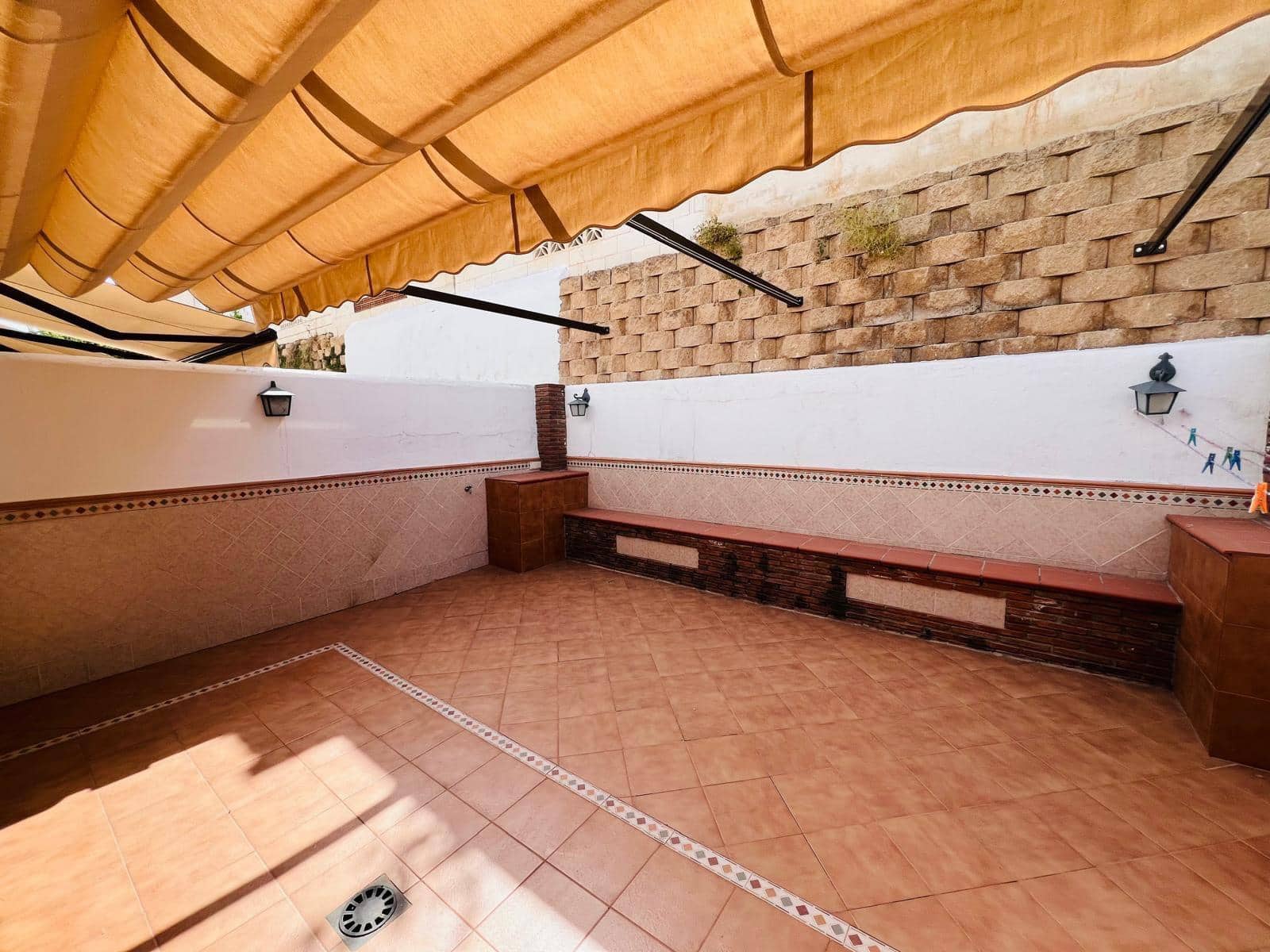 4 quarto Moradia em Banda para venda em Benalmadena com garagem - 410 000 € (Ref: 9075260)