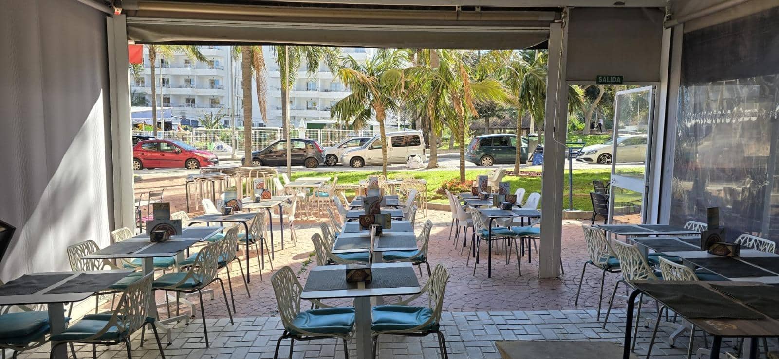 Kaupallinen myytävänä paikassa Torremolinos - 890 000 € (Ref: 9104787)