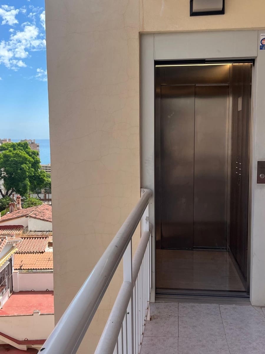 4 Zimmer Apartment zu verkaufen in Torremolinos - 330.000 € (Ref: 9188631)